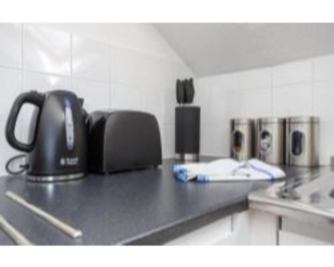Stopover At Lowcay C Great For Workers And Groups Apartment *
